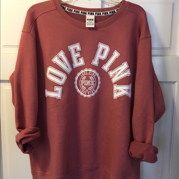 PINK Victoria's Secret Tops - EUC Pink VS Begonia pink Campus crew neck🌈